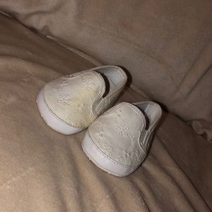 Old navy baby shoes